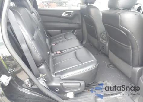 2016 Nissan Pathfinder Platinum z USA, uszkodzony, nr VIN 5N1AR2MM3GC609820